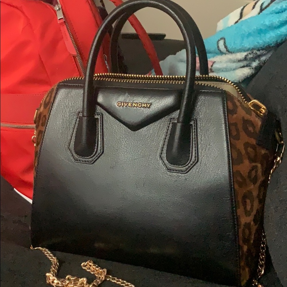 Givenchy antigona small